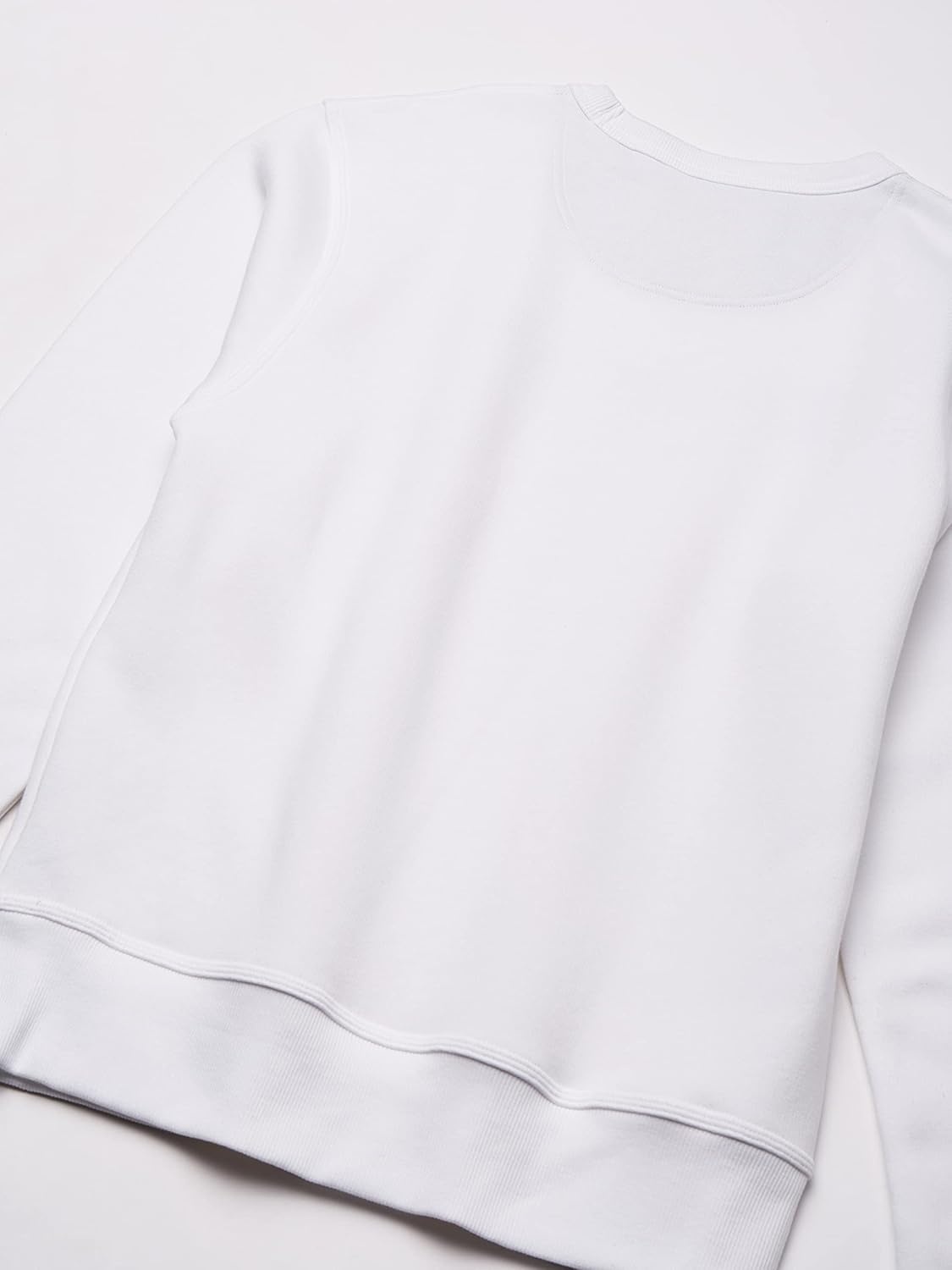 image:imageChampion Mens Crewneck Fleece Sweatshirt Standard Fit Midweight Script Logo Available in Regular and Big amp TallWhite Classic Script Logo