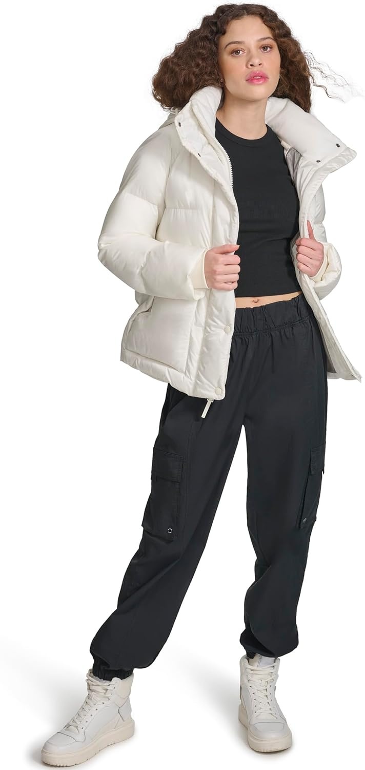 image:imageChampion Womens Quilted Midweight Puffer Jacket With HoodMarshmallow