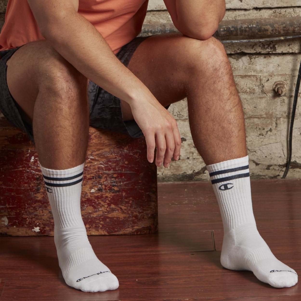 image:imageChampion Mens MoistureWicking Cushioning amp Arch Support Ankle Socks 6PackGreyGreen Multi